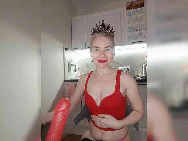 CheapSlutOnline webcam