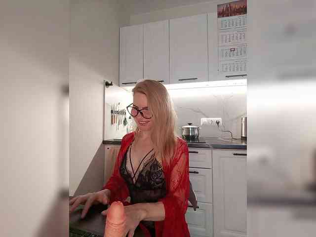 WomenS webcam