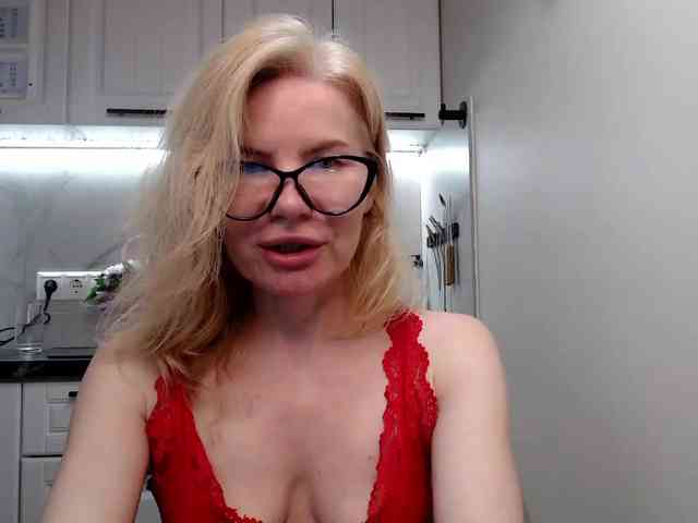WomenS webcam