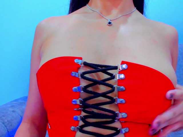 Niki-White live cam on BongaCams