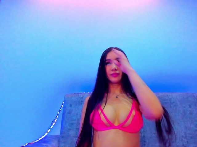 Niki-White live cam on BongaCams
