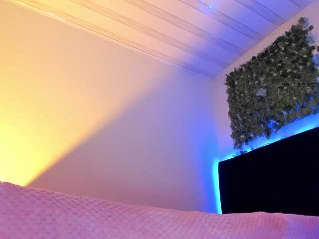 flylia01 live cam on BongaCams
