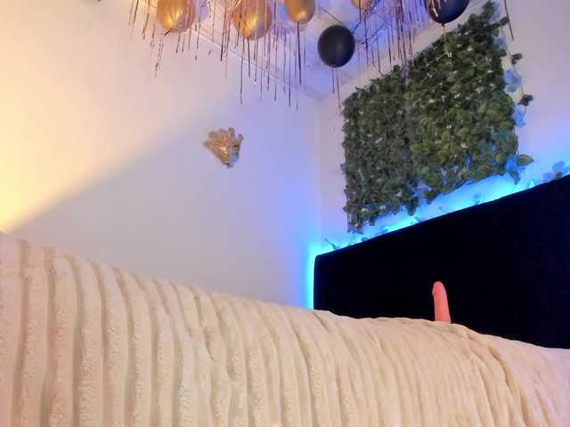 flylia01 live cam on BongaCams