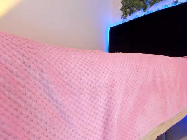 flylia01 live cam on BongaCams