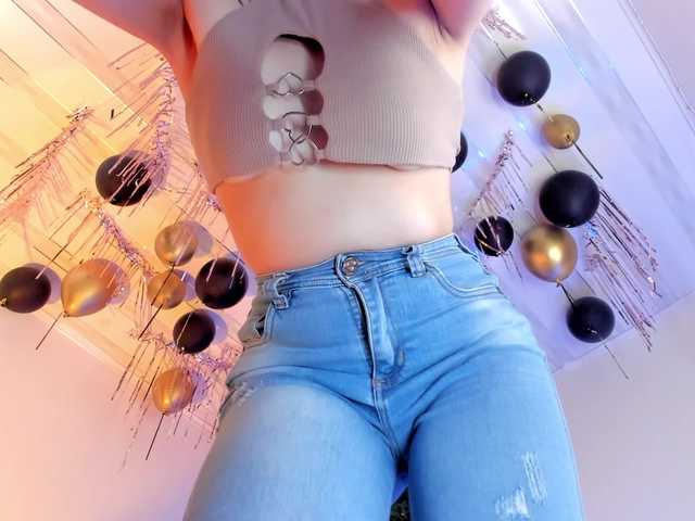 flylia01 live webcam show