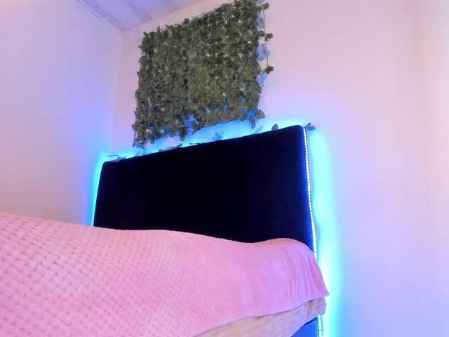 flylia01 live cam on BongaCams