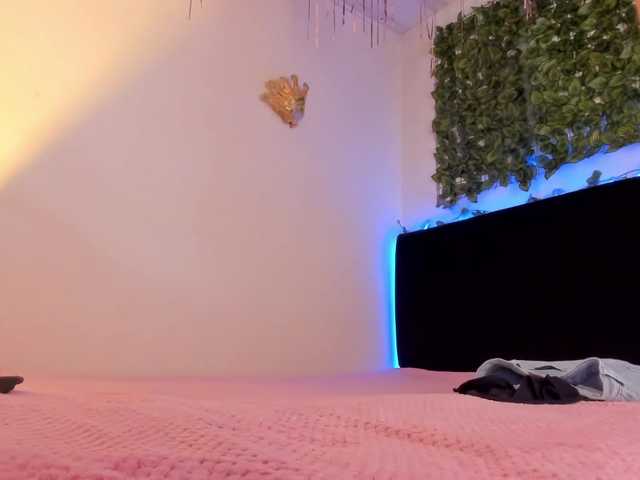 flylia01 live cam on BongaCams