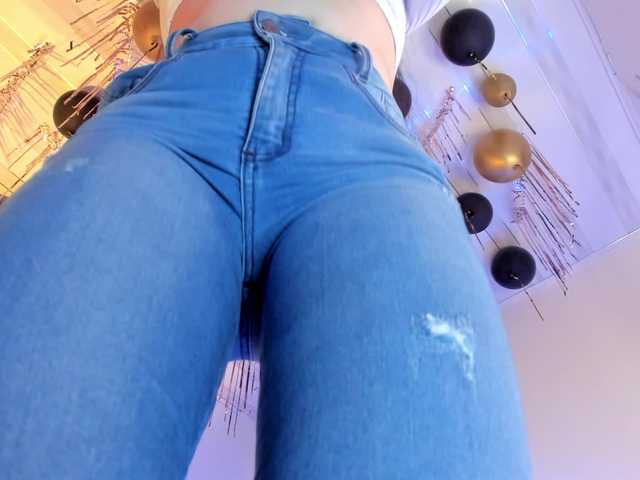 flylia01 live cam on BongaCams