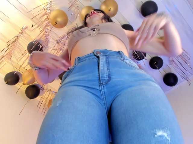 flylia01 live cam on BongaCams