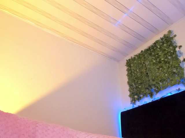 flylia01 live cam on BongaCams