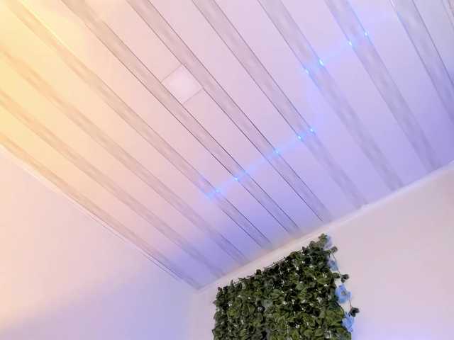 flylia01 live cam on BongaCams