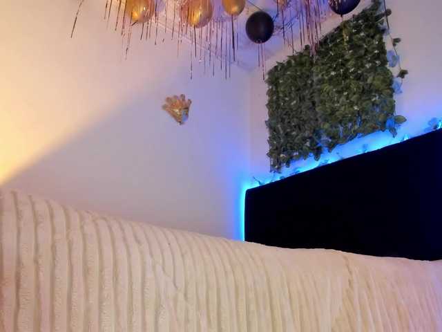 flylia01 live cam on BongaCams