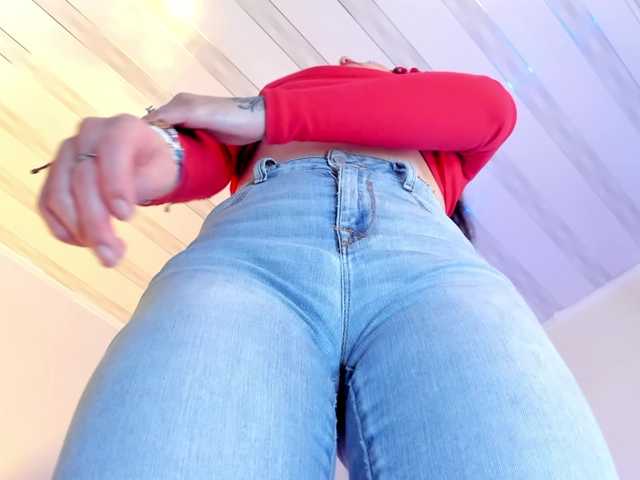 flylia01 live cam on BongaCams
