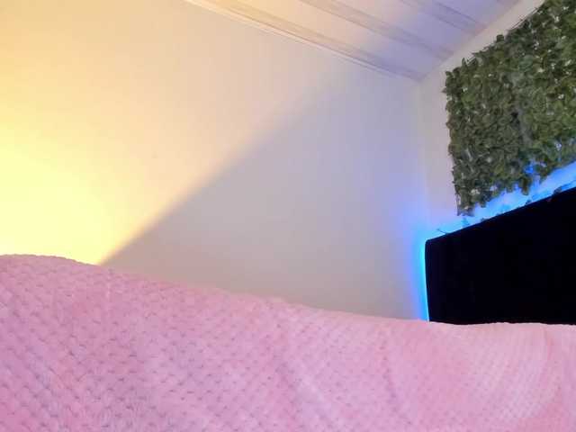 flylia01 live cam on BongaCams