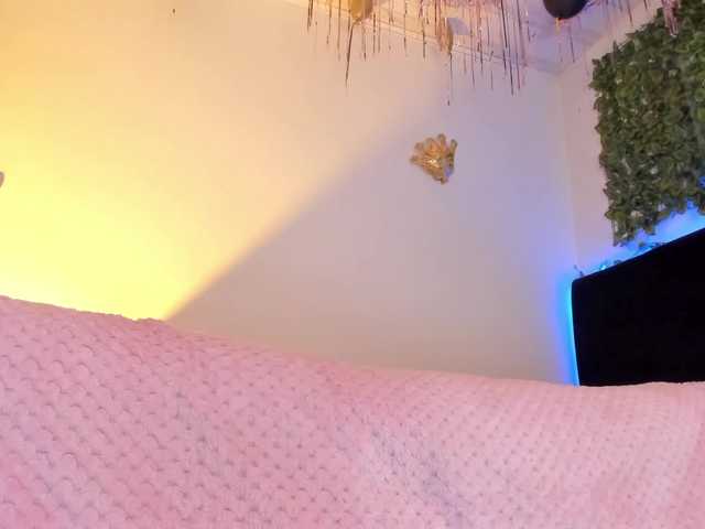 flylia01 live cam on BongaCams