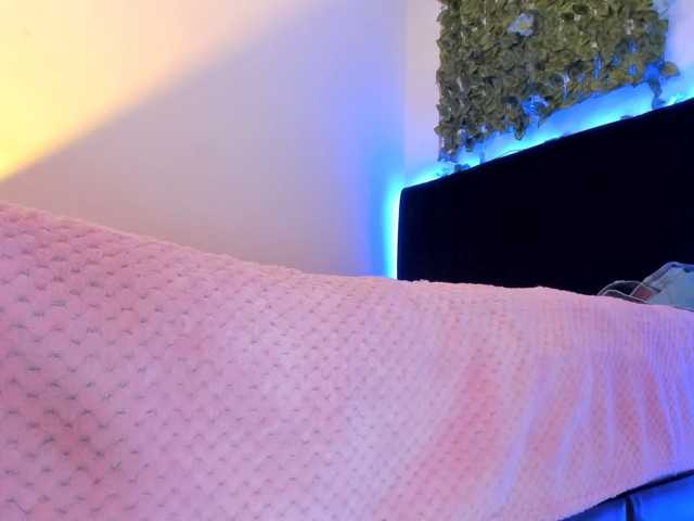 flylia01 live cam on BongaCams