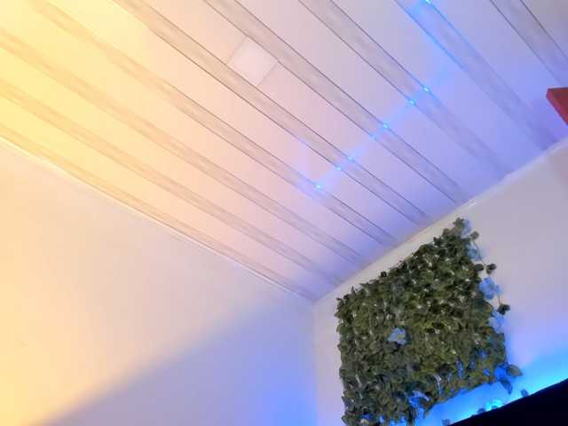 flylia01 live cam preview