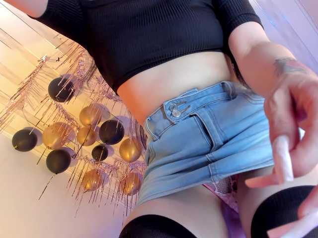 flylia01 live cam on BongaCams