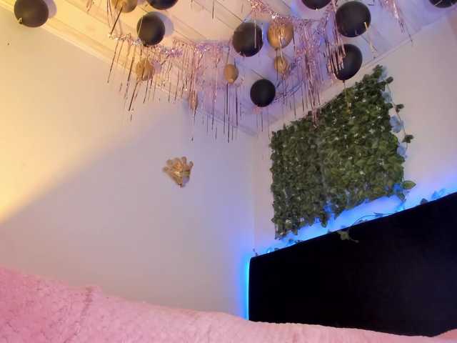 flylia01 live cam on BongaCams
