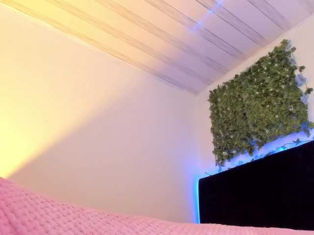 flylia01 live cam on BongaCams
