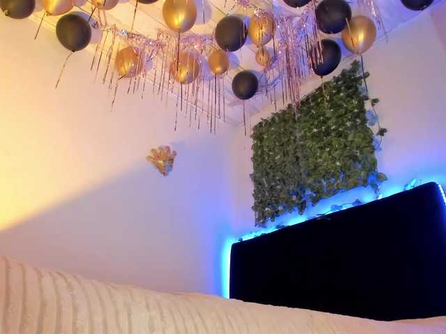 flylia01 live cam on BongaCams