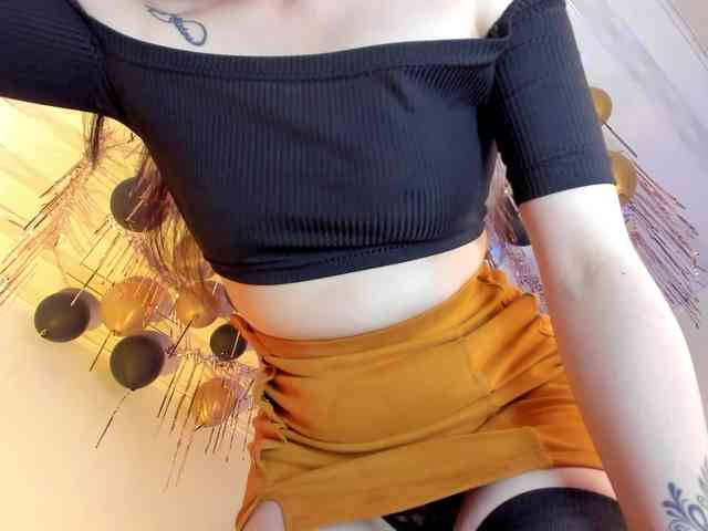 flylia01 webcam
