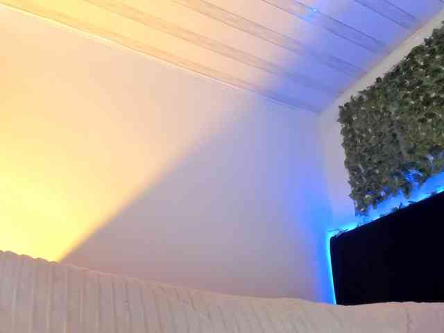 flylia01 webcam
