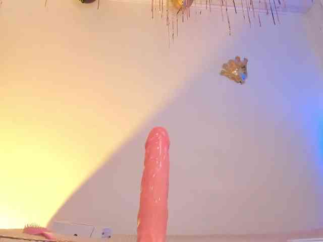flylia01 webcam