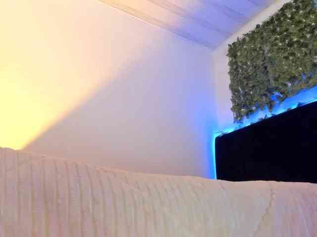 flylia01 webcam
