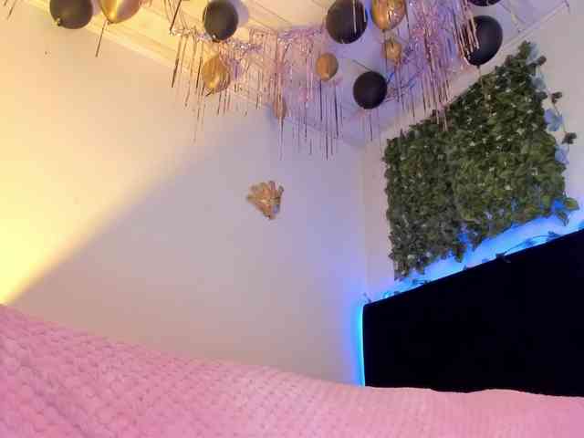flylia01 webcam