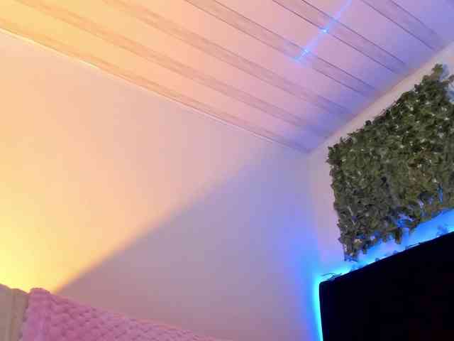 flylia01 webcam