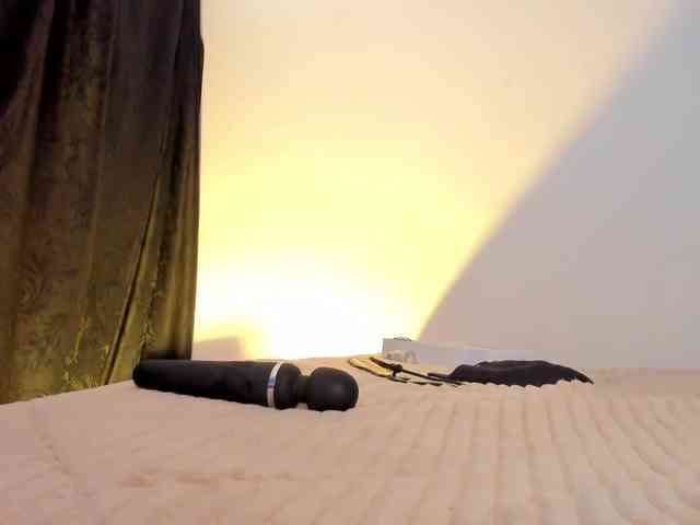 flylia01 webcam