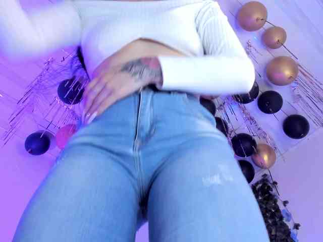 flylia01 webcam