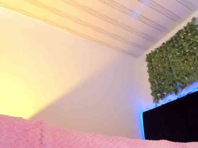 flylia01 webcam