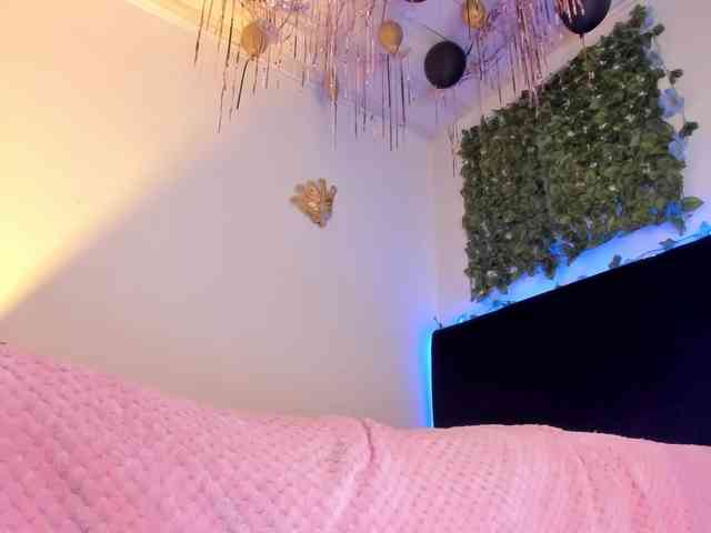 flylia01 webcam