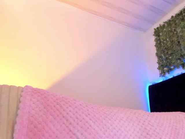 flylia01 webcam