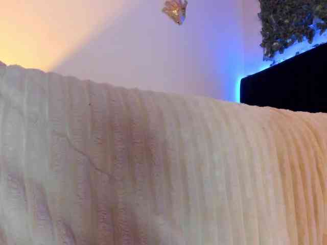 flylia01 webcam
