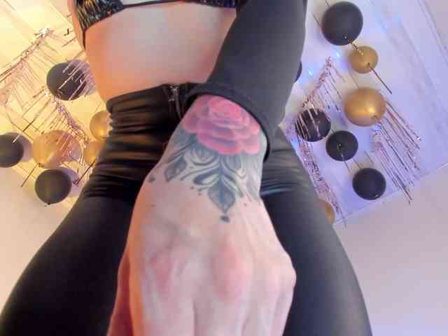 flylia01 webcam