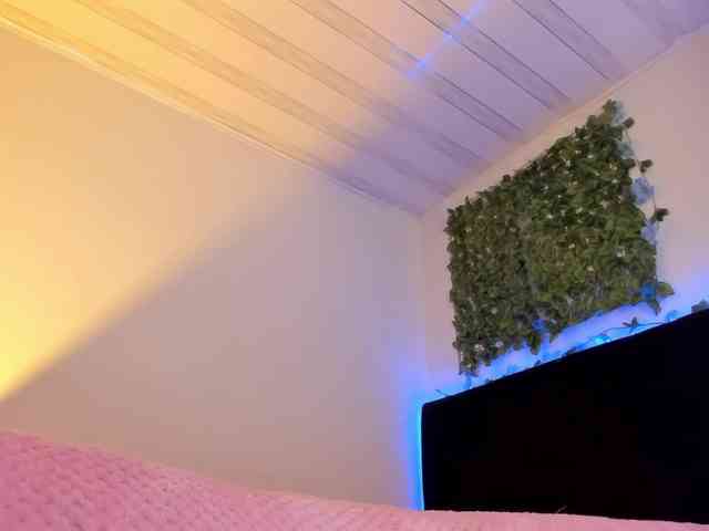 flylia01 webcam