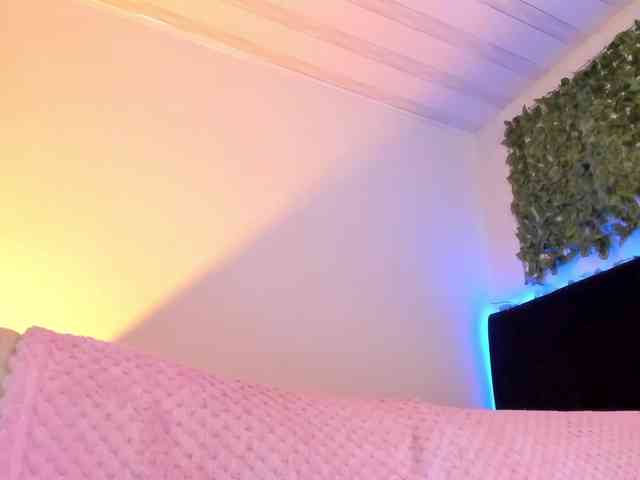 flylia01 webcam