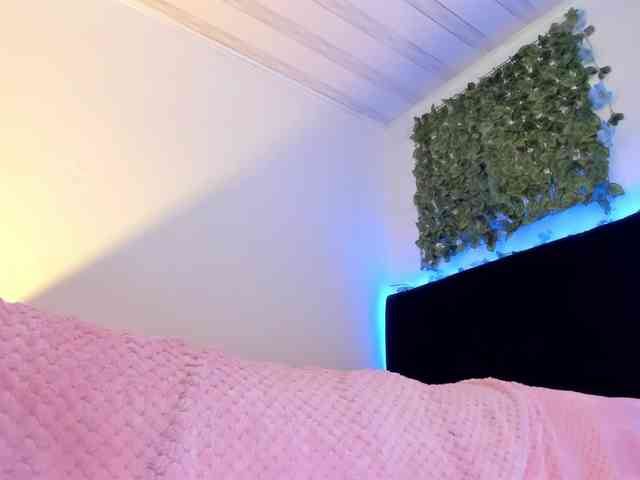 flylia01 webcam