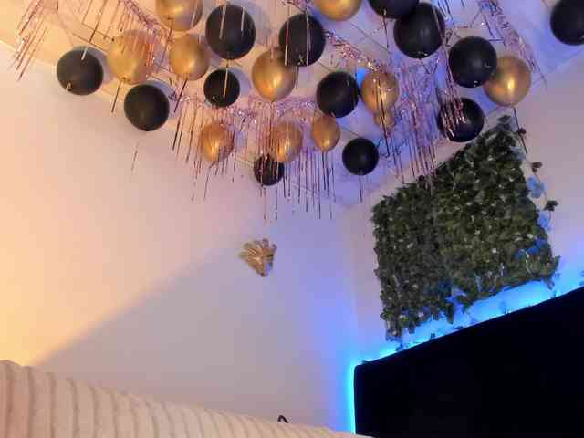 flylia01 webcam