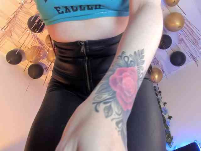 flylia01 webcam