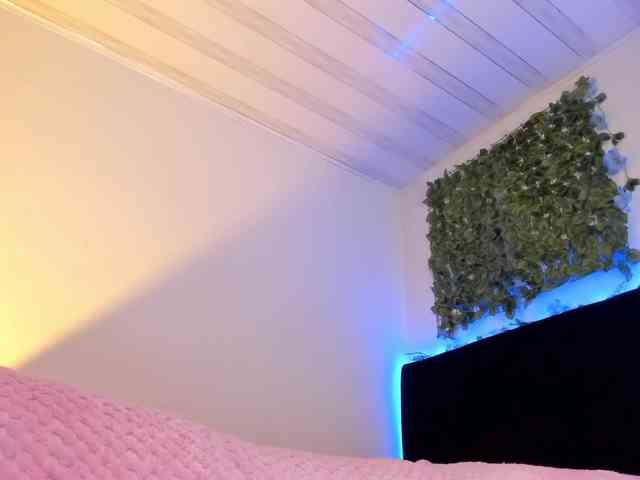 flylia01 webcam