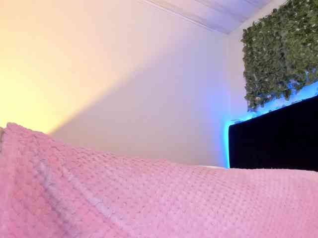 flylia01 webcam