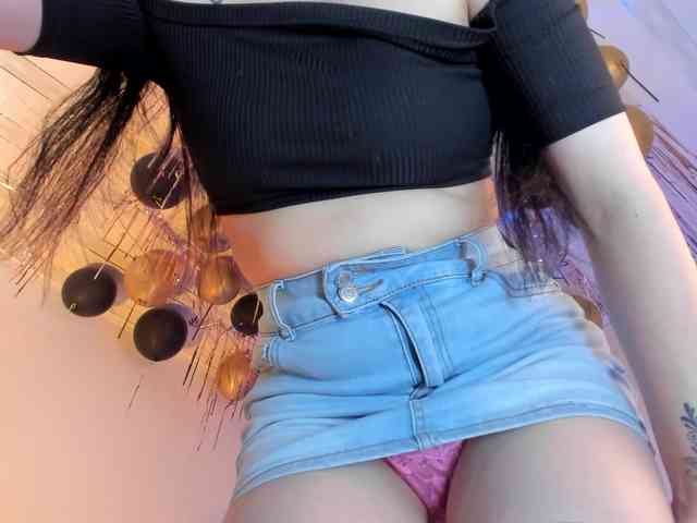 flylia01 webcam