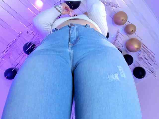 flylia01 webcam