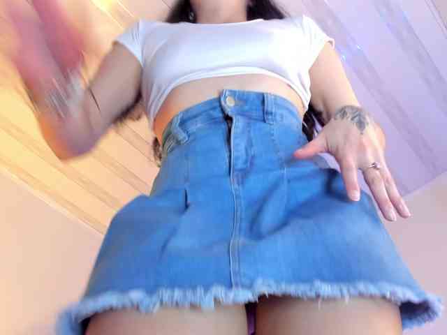 flylia01 webcam