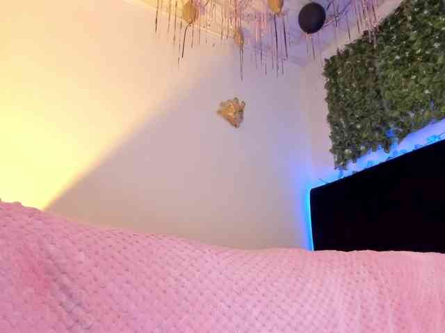 flylia01 webcam