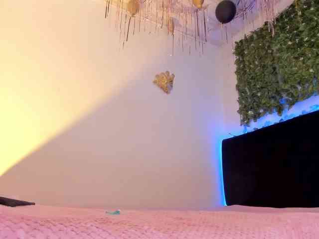 flylia01 webcam